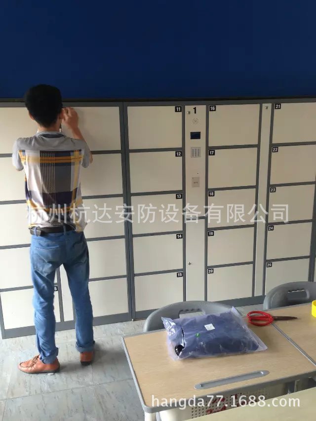 公司刷卡聯網電子更衣柜杭州第九中學校聯網書包柜儲物柜示例圖1