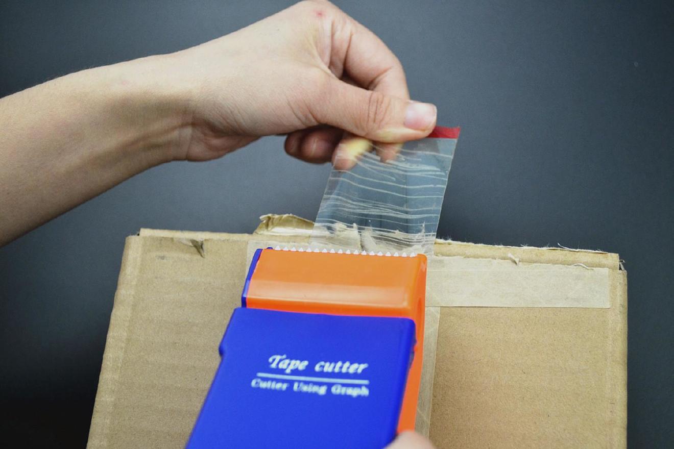 封箱器打包胶带大小号机胶带切割器蓝色封箱带切割面打包器手持示例图18