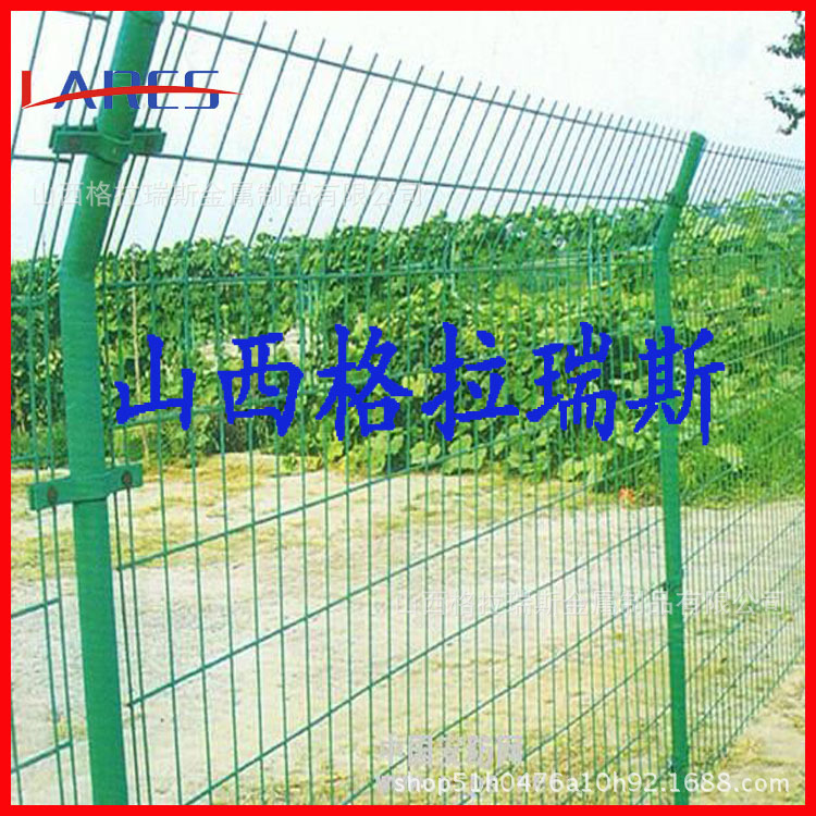 山西太原农牧场地边框护栏网勾花护栏网包塑铁线围网示例图9