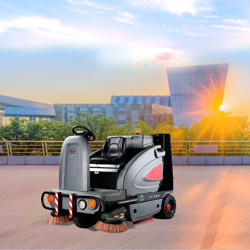 高美S1500开路者扫地车 智慧型驾驶式电动扫地车图片