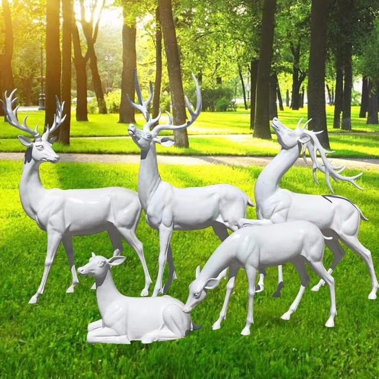 玻璃钢动物模型 厂家定制玻璃钢动物雕塑 玻璃钢雕塑加工厂家 唐韵园林图片