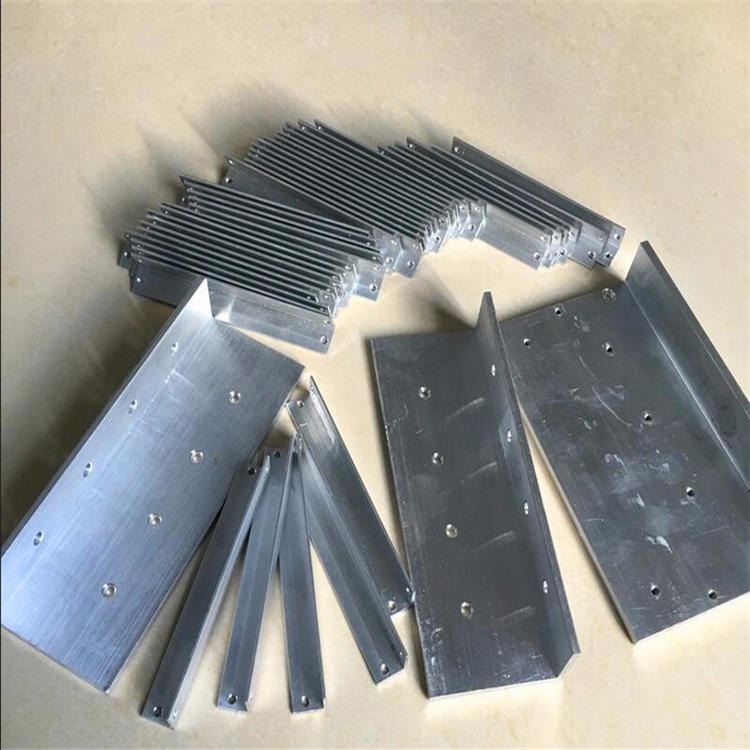 现货供应6063角铝型材 角度准确 6063不等边角铝 可开模定制优惠