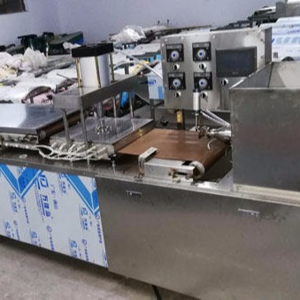 烤鸭饼机 全自动烤鸭饼机设备 TL200型全自动烙馍机厂家价格 河南万年红机械