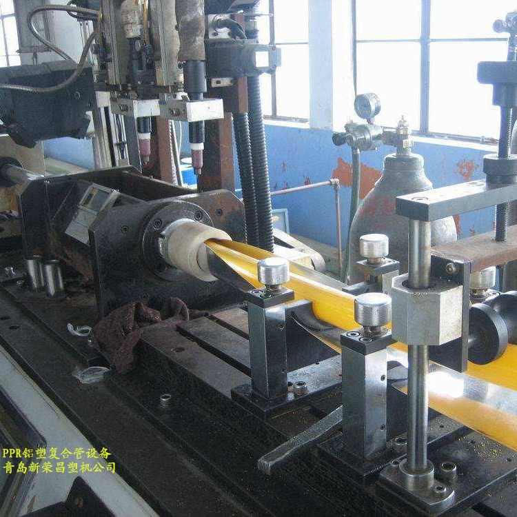 供应PPR铝塑复合管材设备、PE钢塑复合管材生产线、ABS铜塑复合管材机器厂家图片