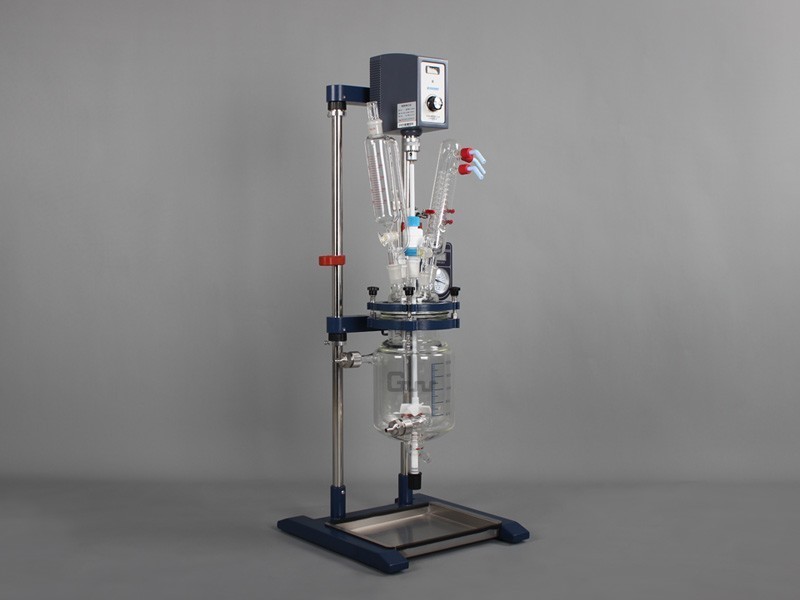 玻璃反应釜 采用优质GG17高硼硅双层玻璃反应器  控制器电机一体系统