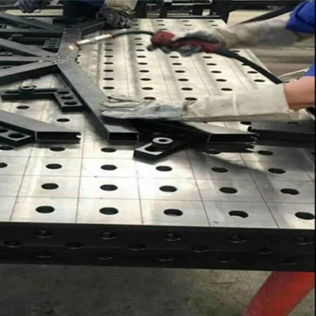 三维铸铁工作台型号 伟业机械制造 三维柔性焊接平台现货 三维铸铁焊接平台厂家