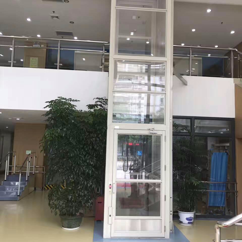 钢化玻璃观光电梯 垂直导轨式三层家用电梯 福州市启运室内外升降平台定制维保供应商