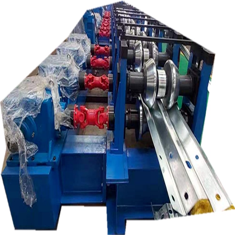 鑫威达生产310高速护栏板机器 高速护栏板矫直机 订做各种 高速压瓦机 高速护栏板压瓦机器图片