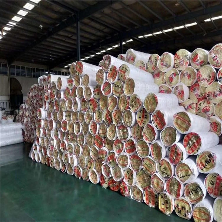 超细玻璃棉毡 外径为100mm的蒸气管道玻璃棉覆盖密度为24kg/m3