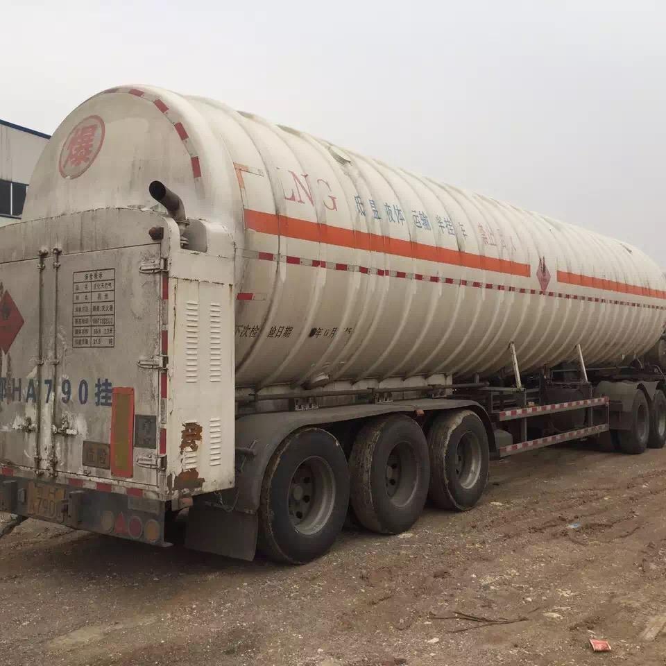 华阴出售二手液化天然气槽车  二手南通中集低温槽车  二手荆门宏图LNG槽车尾