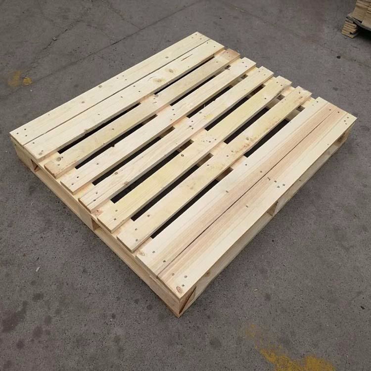 胶州木托盘生产厂家提供熏蒸松木托盘不长毛图片