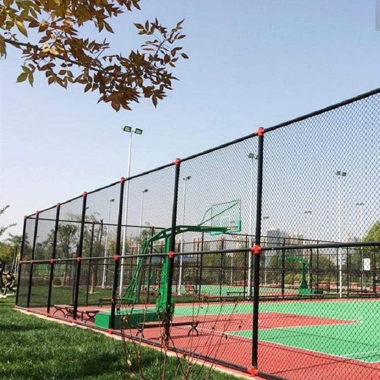 网球场围网 网球场护栏网 学校围栏 德兰定制安装