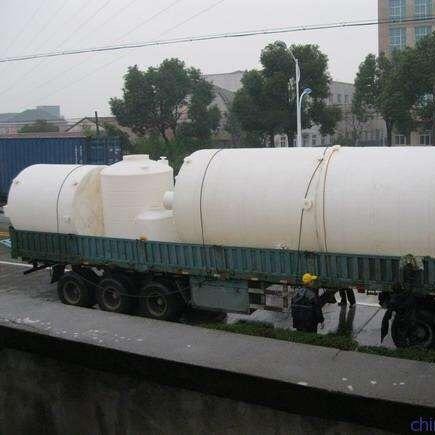 汉阳50吨塑料蚀刻液储存罐 40T化工酸碱储罐带爬梯防护栏
