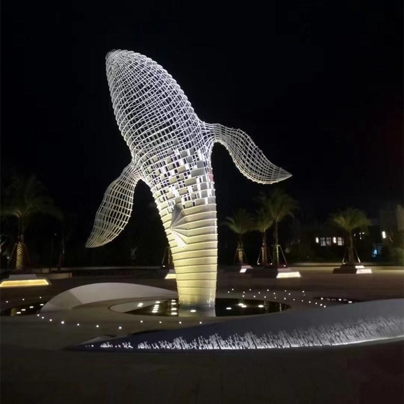 不锈钢鲸鱼雕塑 镂空网状鲸鱼雕塑 户外大型网格发光摆件