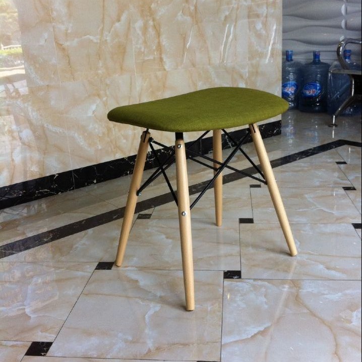 南京布艺实木椅子 北欧现代塑料靠背椅子 简约学生休闲凳子 网红可叠放创意塑胶椅