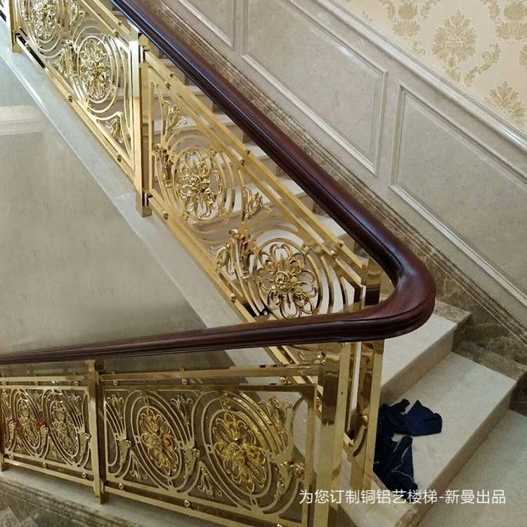 延吉 K金铜楼梯款式 是惊艳岁月的存在图片