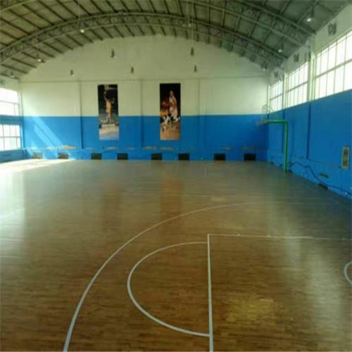 双鑫厂家体育运动木地板枫木网球体育场地板单龙骨双胶垫施工安装