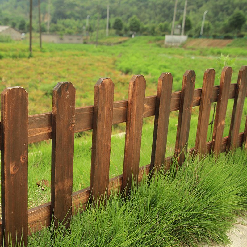 焦作防腐木围栏 花园防腐木围栏价格 木质别墅护栏
