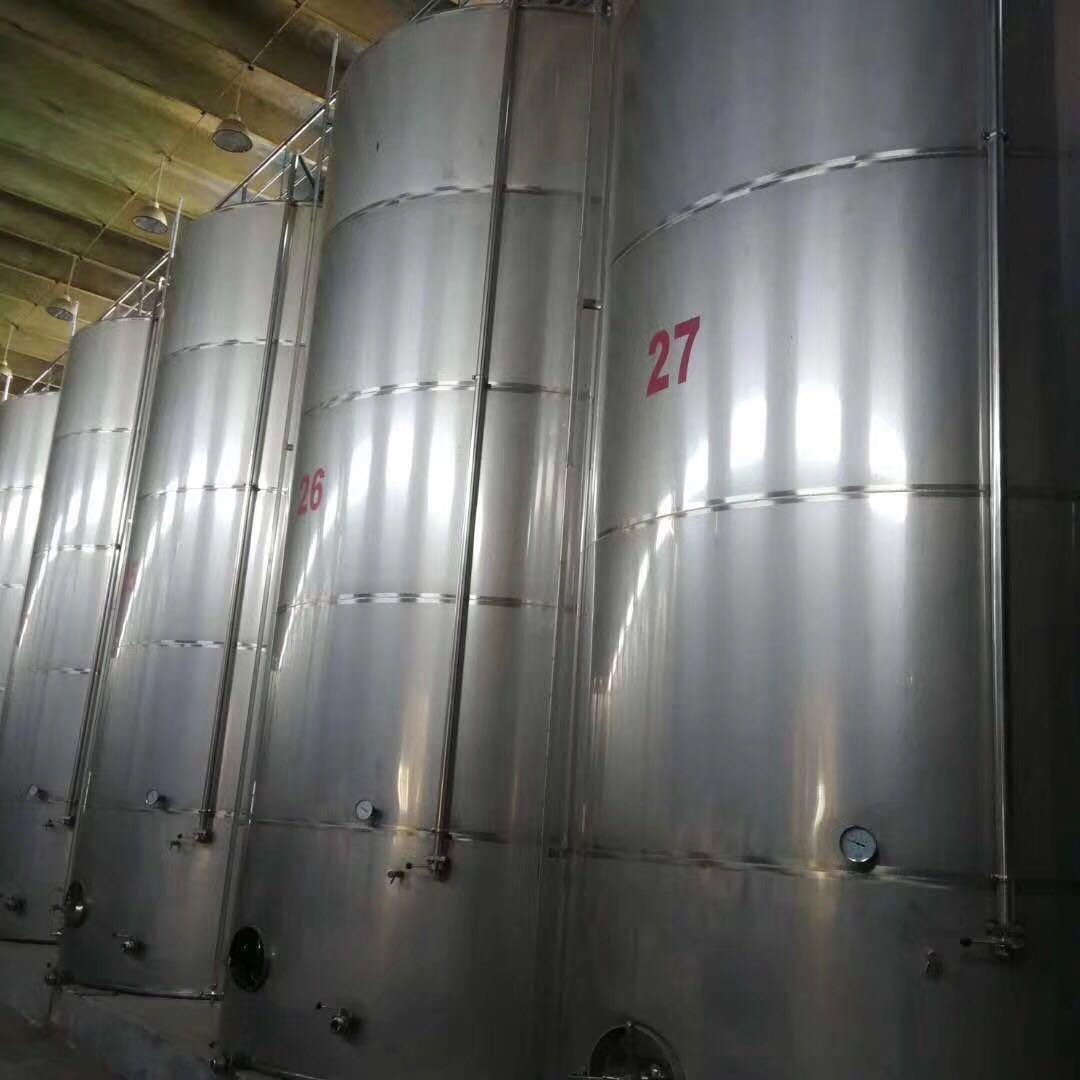 鸿飞常年出售二手0.5-100立方不锈钢储罐304/316L    二手化工设备回收   厂家供应
