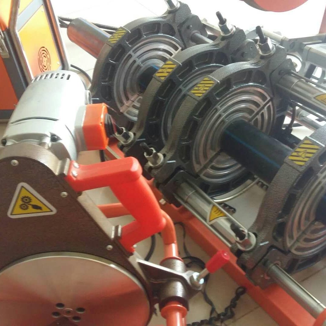 供应液压90-250对接焊机 PE对接机热熔焊机 山东鑫冠机械