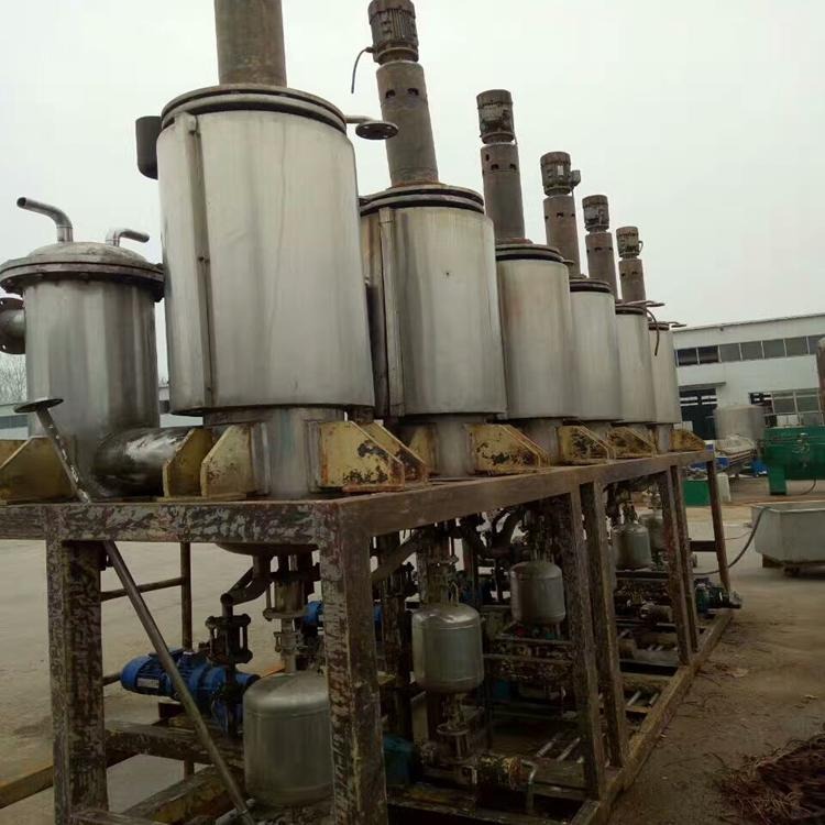 出售二手3平方短程蒸馏设备     安丘二手氨基酸酯分子蒸馏器发展前景