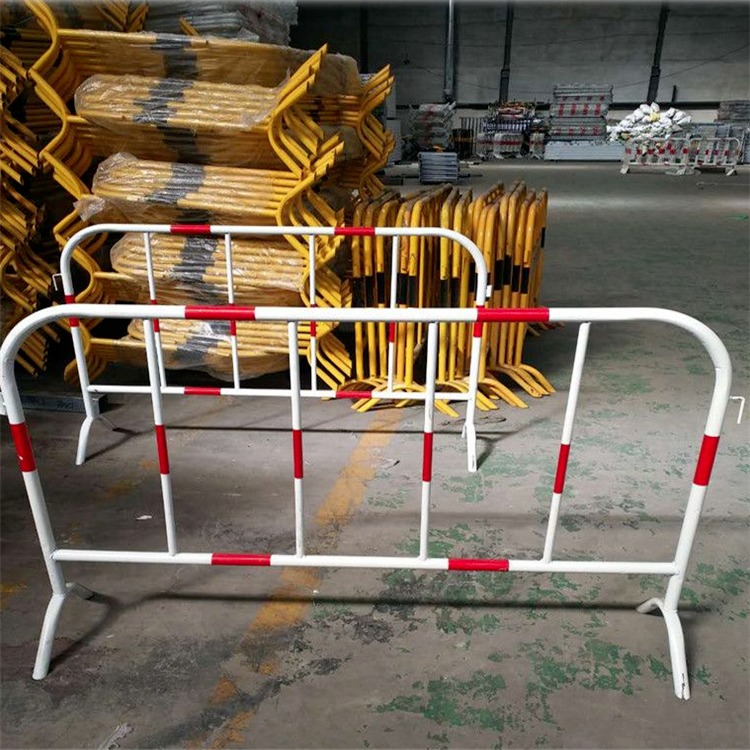 移动铁马护栏 铁马隔离栏 可移动护栏现货供应