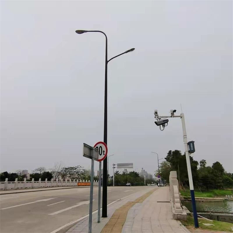 鑫永虹定制双臂道路灯 9米高速路LED大功率智能高杆路灯