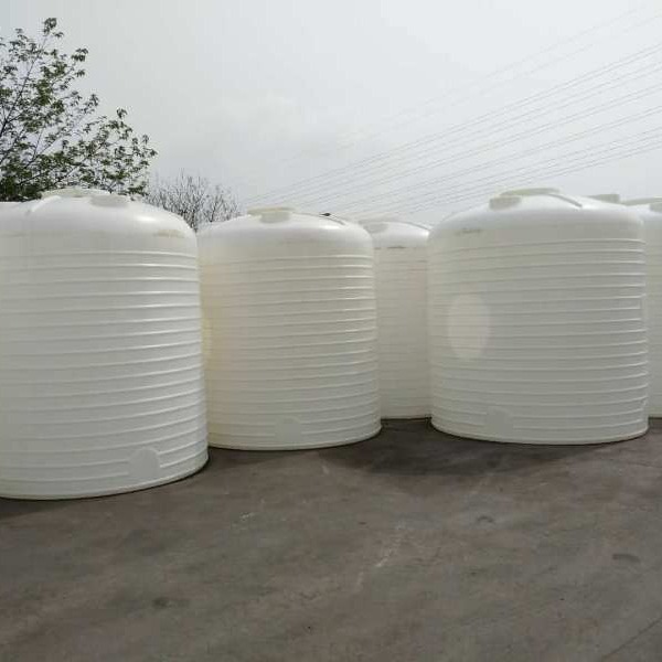 濮阳20吨减水剂复配罐 工业盐酸专业储罐 环保PE水箱厂家直销