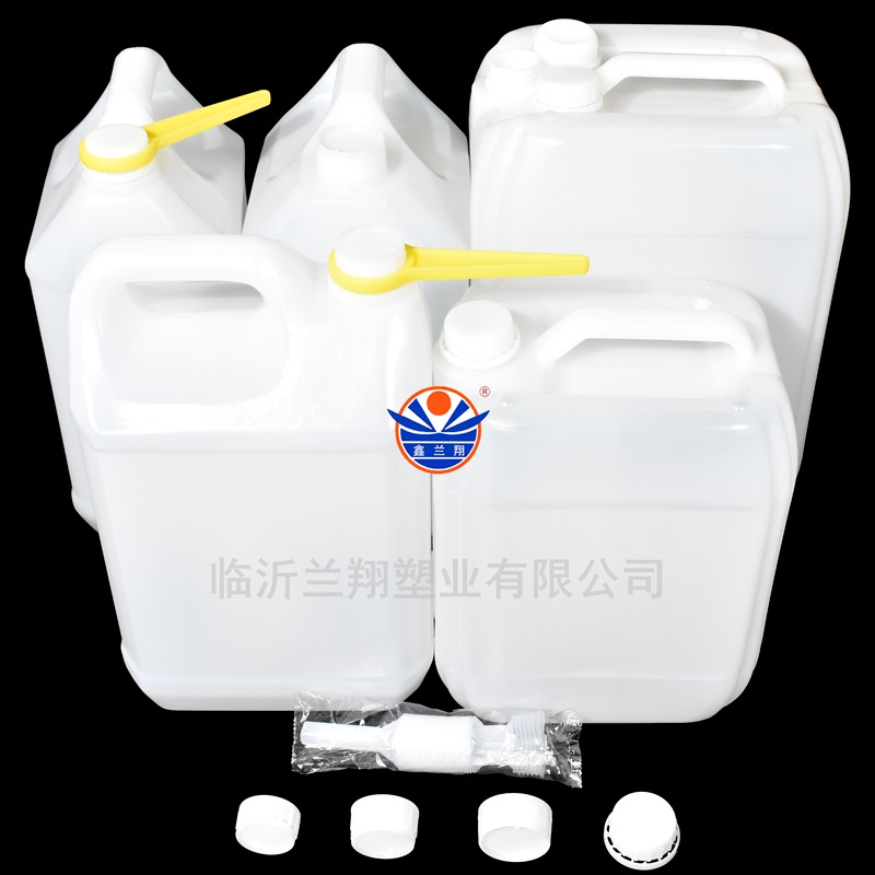 10升尿素桶 鑫兰翔尿素桶厂 尿素桶 尿素桶价格 车用尿素桶
