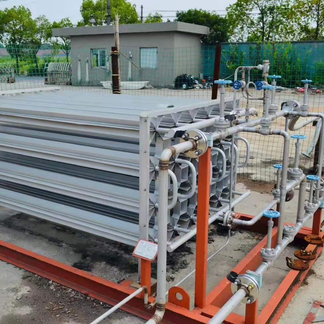 贵州回收二手4000立方汽化器  贵州回收二手4000立方汽化器  回收lng加气站  二手氧气充装站设备