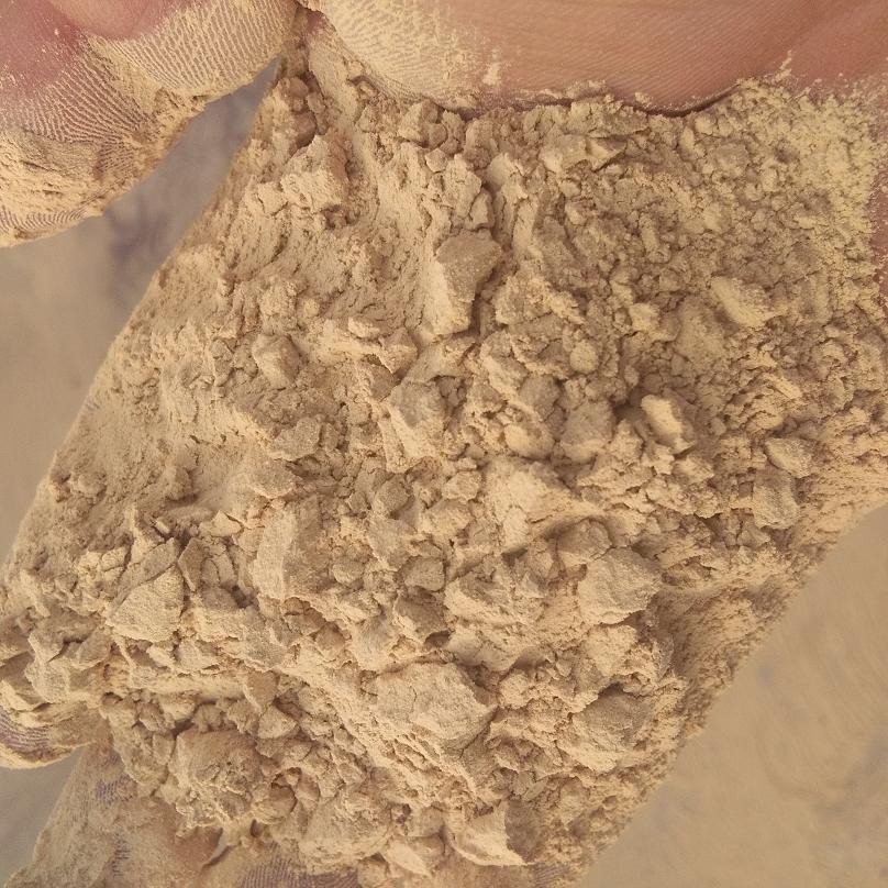 海滨直销白色有机膨润土 纳基膨润土 钻井泥浆用黄色钙基膨润土