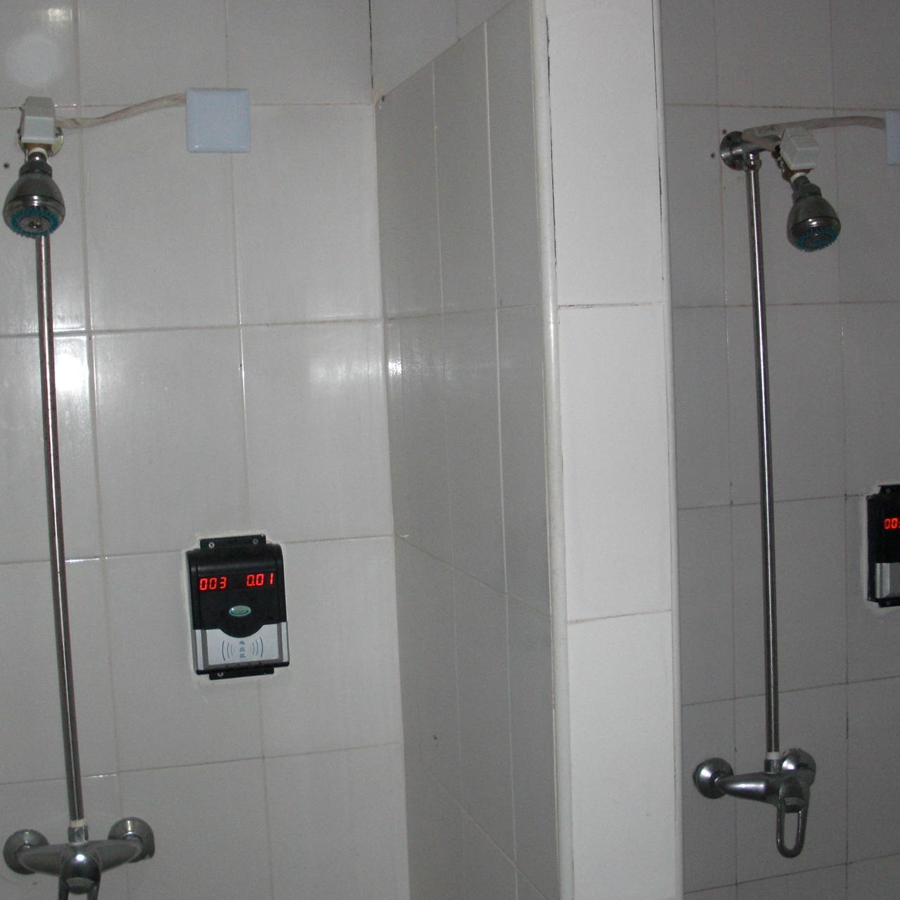 兴天下HF-660IC卡节水计费系统 浴室淋浴扣费机 IC卡淋浴水控机