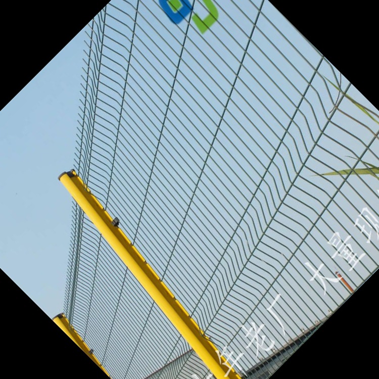 鼎佳-框架护栏网   安全热镀锌围栏网  浸塑荷兰网栅栏 国标质量图片