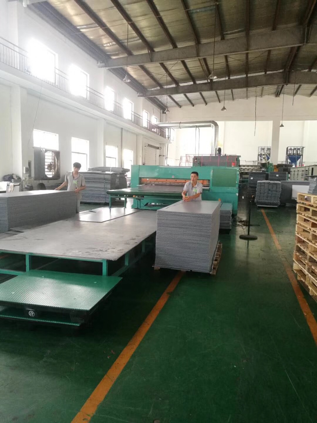 源头工厂临沧汽车零部件大型可折叠围板箱 物流运输围板箱围板箱厂家