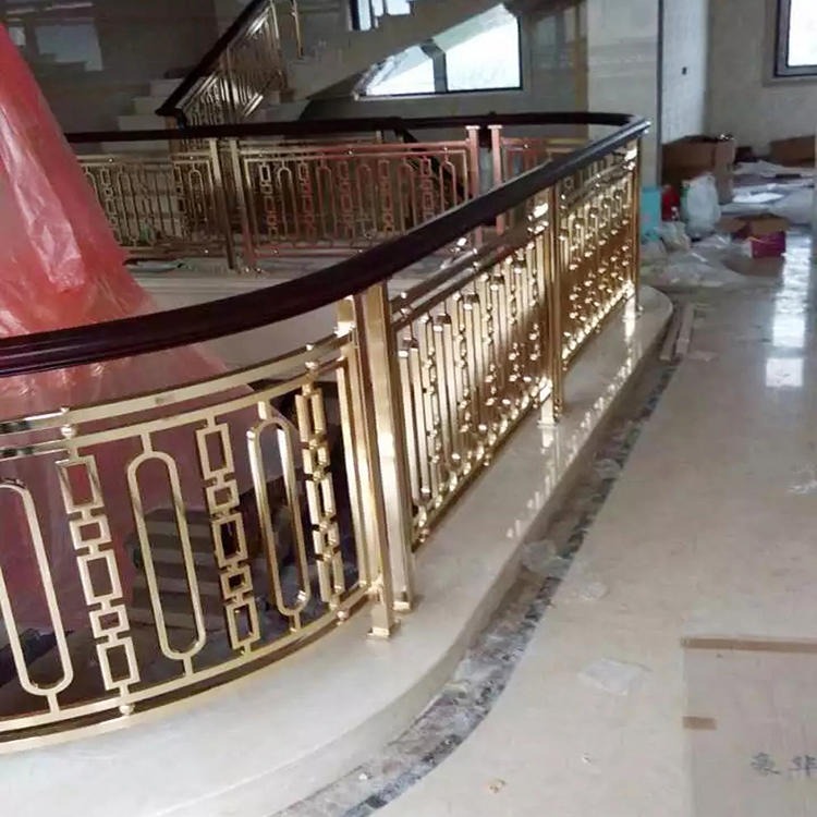 霍州全新铜雕花楼梯 别墅铜楼梯款式心动的感觉图片