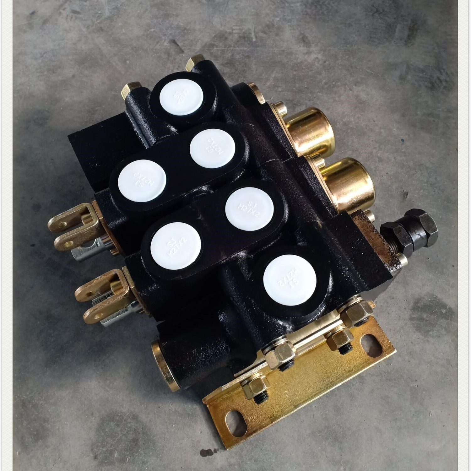 ZS1-L20E-2O(W)液压多路换向阀液压件2联分配器带自锁马达开关