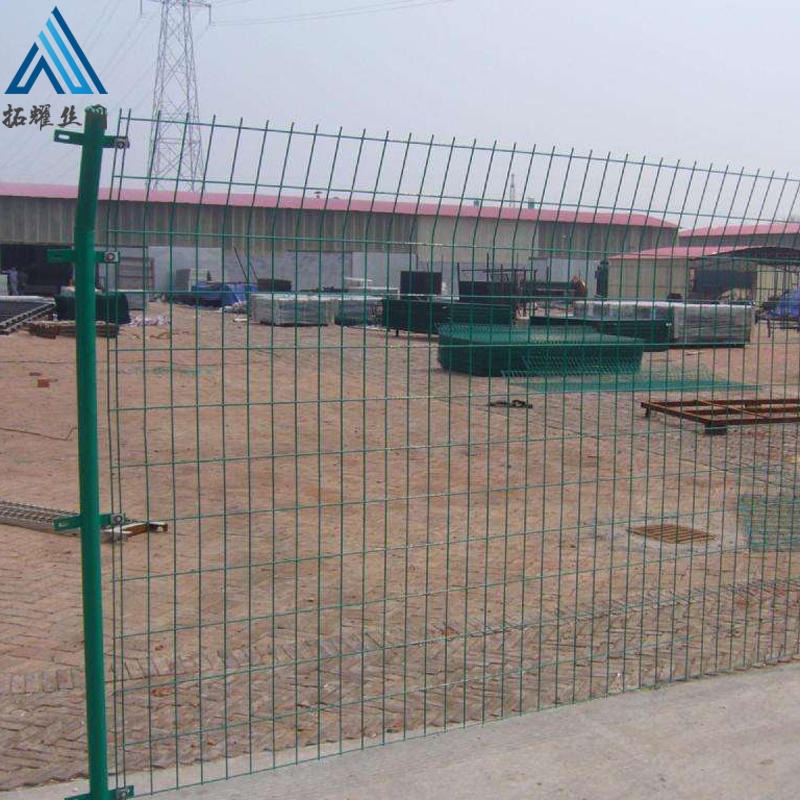 拓耀厂家供应 圈地防护隔离栏 绿化带防护网