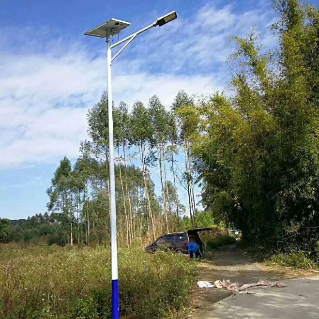 张家口乡村led太阳能路灯 农村接电路灯5米6米杆	 锂电一体化路灯