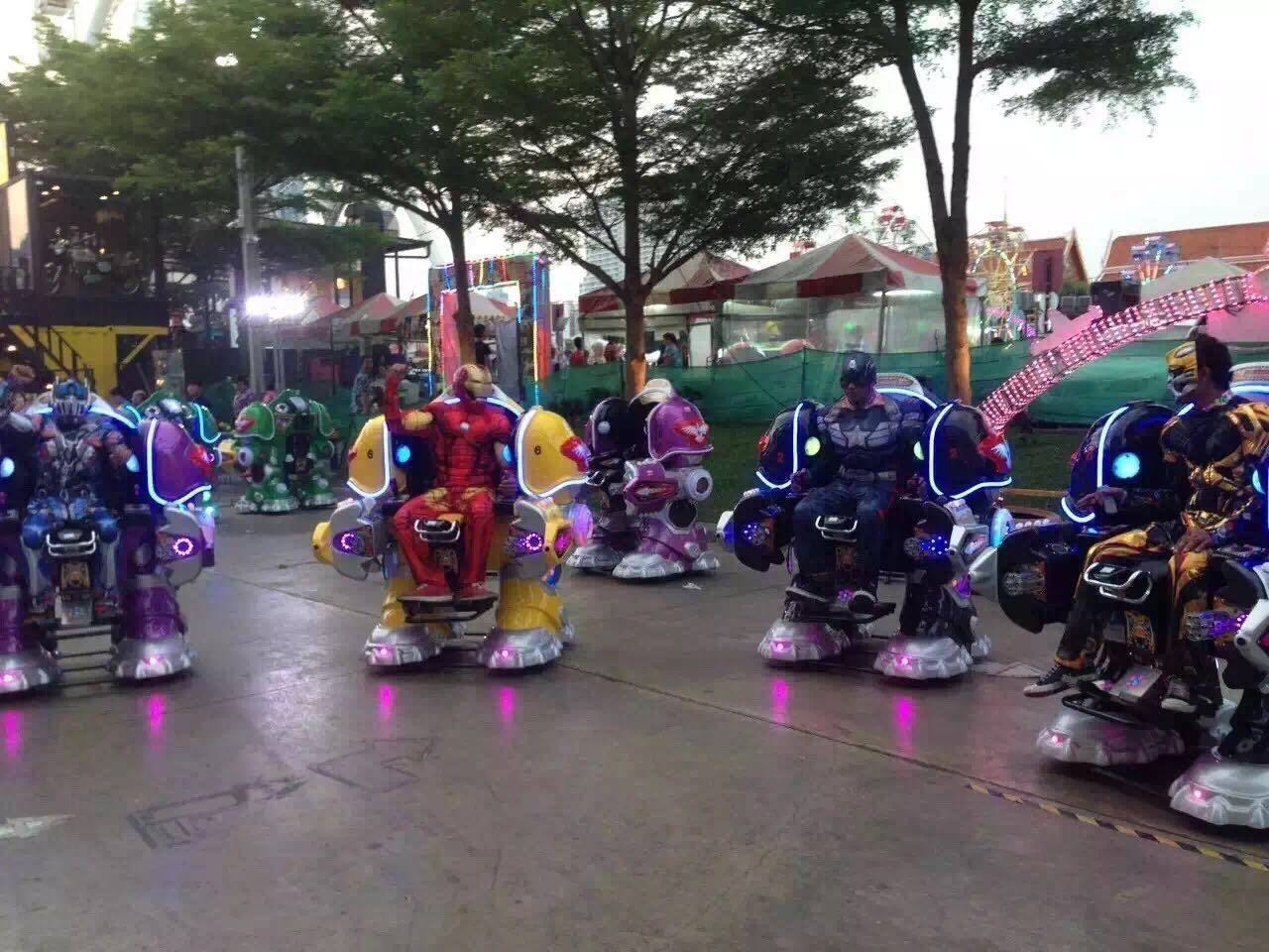 新款战火金刚机器人儿童游乐 郑州大洋专业定制广场行走机器人示例图7