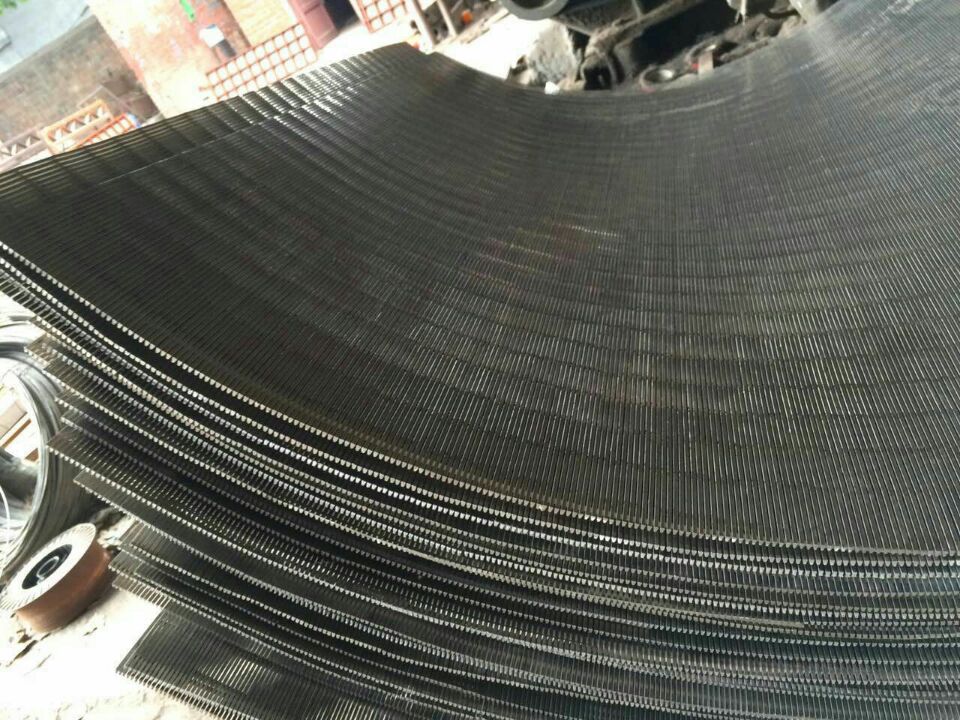 生产不锈钢筛板  直线振动筛筛网 不锈钢条缝筛片   实体老厂质量可靠
